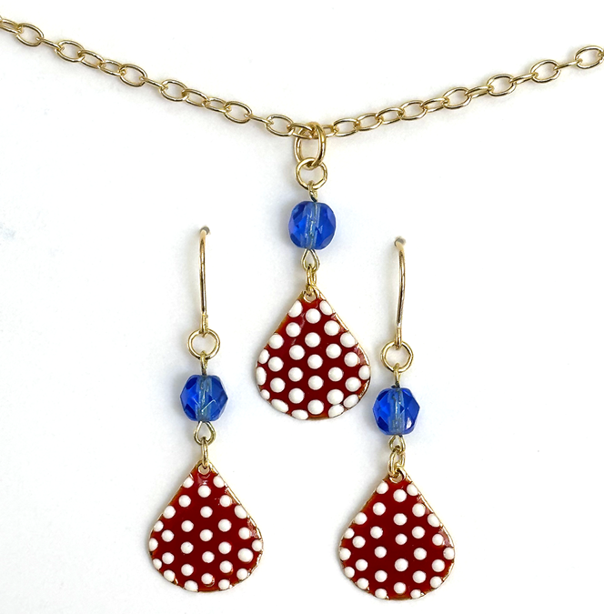 You Can Do It! Earrings and Necklace Set